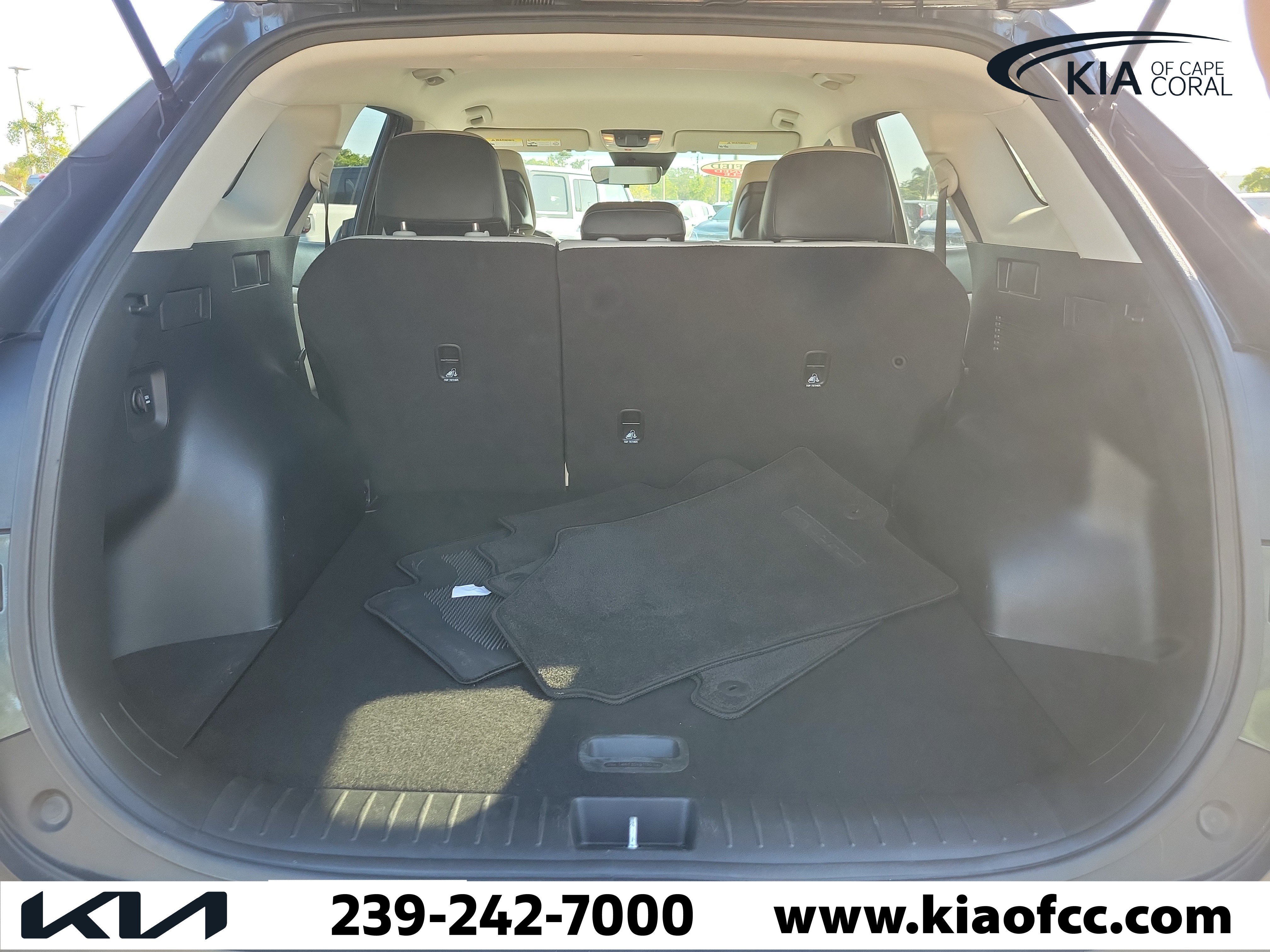 Certified 2024 Kia Sportage EX FWD image 10