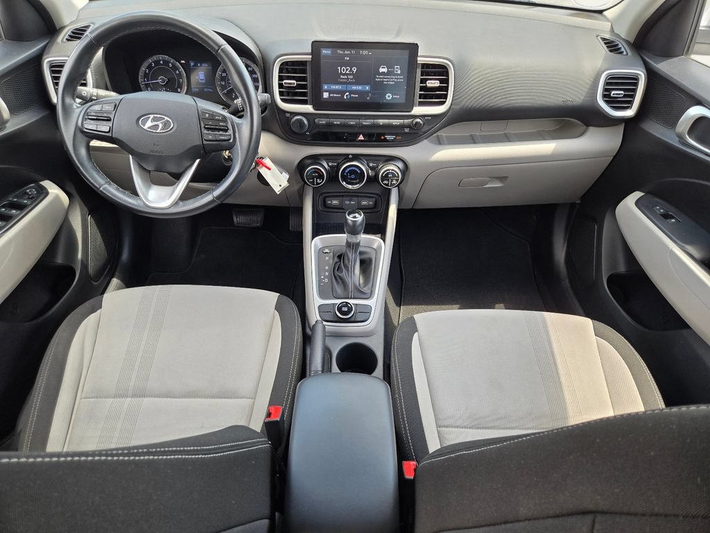 Used 2022 Hyundai Venue SEL w/ Cargo Package FWD image 14