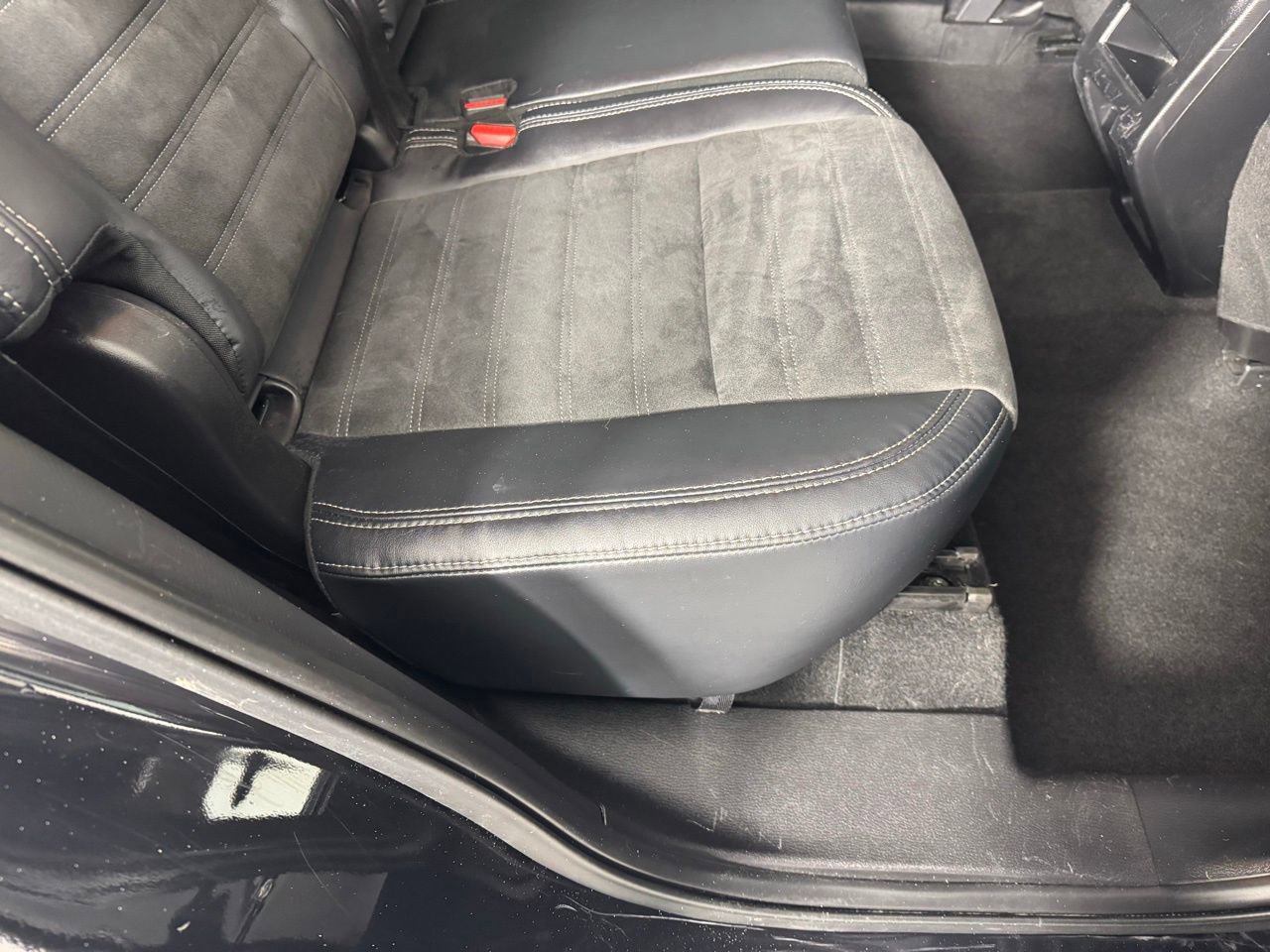 Used 2022 Mitsubishi Outlander SE image 29