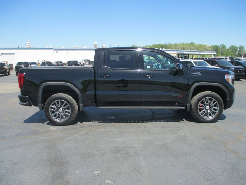 Used 2022 GMC Sierra 1500 AT4 w/ AT4 Premium Package AWD/4WD image 5