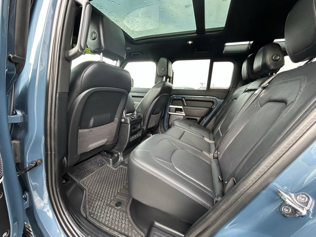 Used 2024 Land Rover Defender 110 S AWD/4WD image 54
