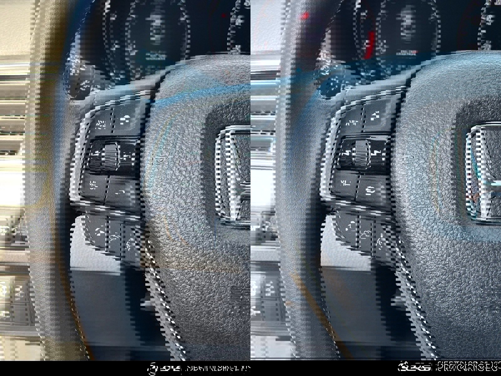 Used 2018 Honda Accord Touring image 28