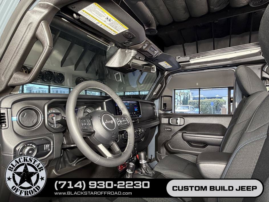 Used 2025 Jeep Wrangler Unlimited Rubicon 4xe w/ Safety Group AWD/4WD image 23
