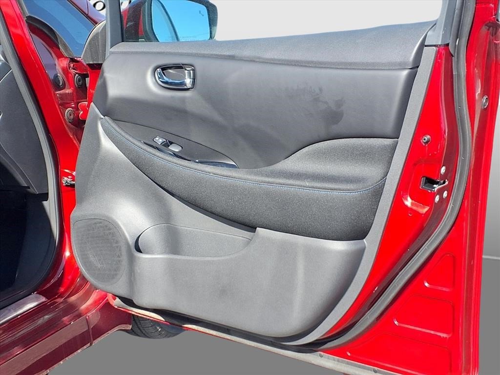 Used 2024 Nissan Leaf SV Plus FWD image 12