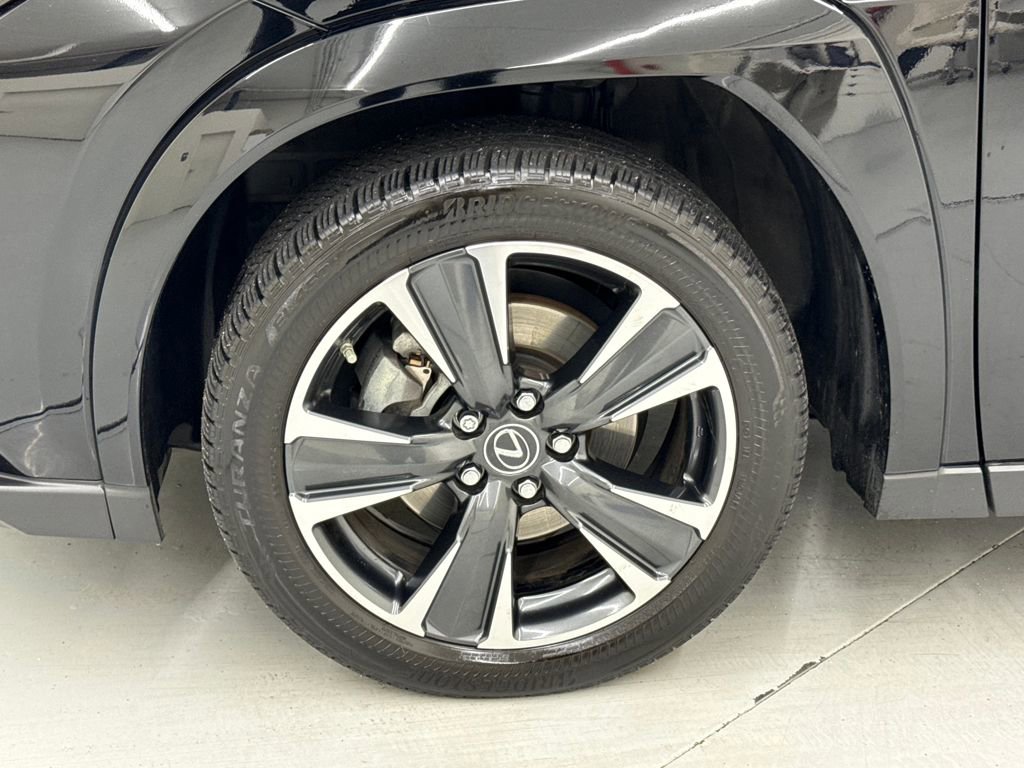 Used 2023 Lexus UX 250h AWD w/ Premium Package image 10