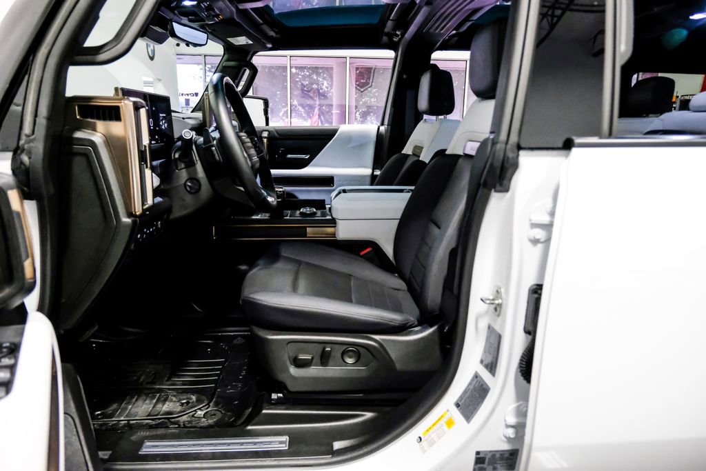 Used 2025 GMC Hummer EV 2X AWD/4WD image 4
