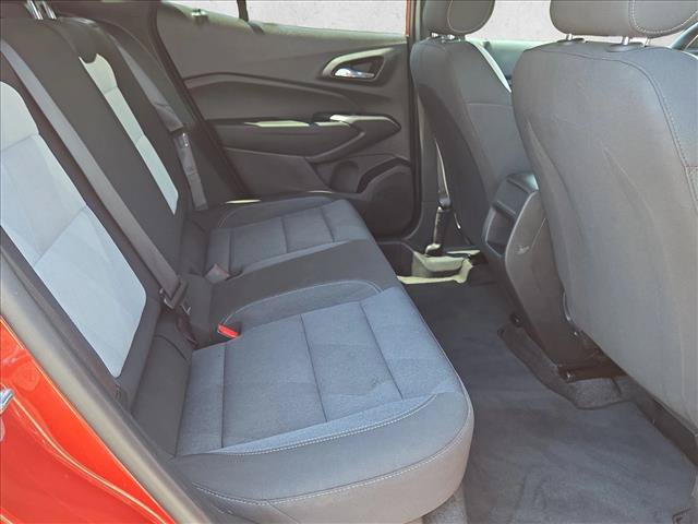 Used 2024 Chevrolet Trax RS w/ Driver Confidence Package FWD image 19