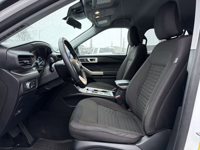 Used 2021 Ford Explorer XLT image 11