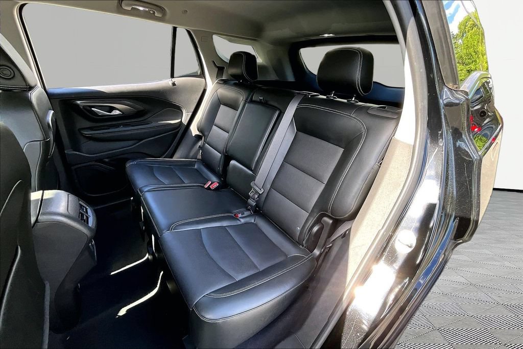 Used 2023 GMC Terrain SLT w/ LPO, Floor Liner Package FWD image 19