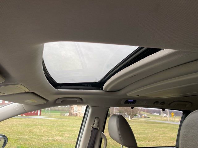 Used 2014 Honda Odyssey Touring Elite image 22