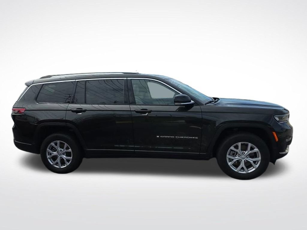 Used 2022 Jeep Grand Cherokee L Limited w/ Luxury Tech Group II AWD/4WD image 8