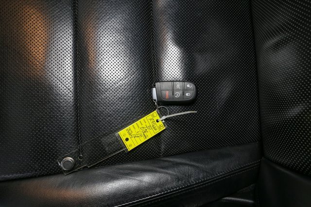 Used 2020 Jeep Grand Cherokee Limited w/ Luxury Group II image 46