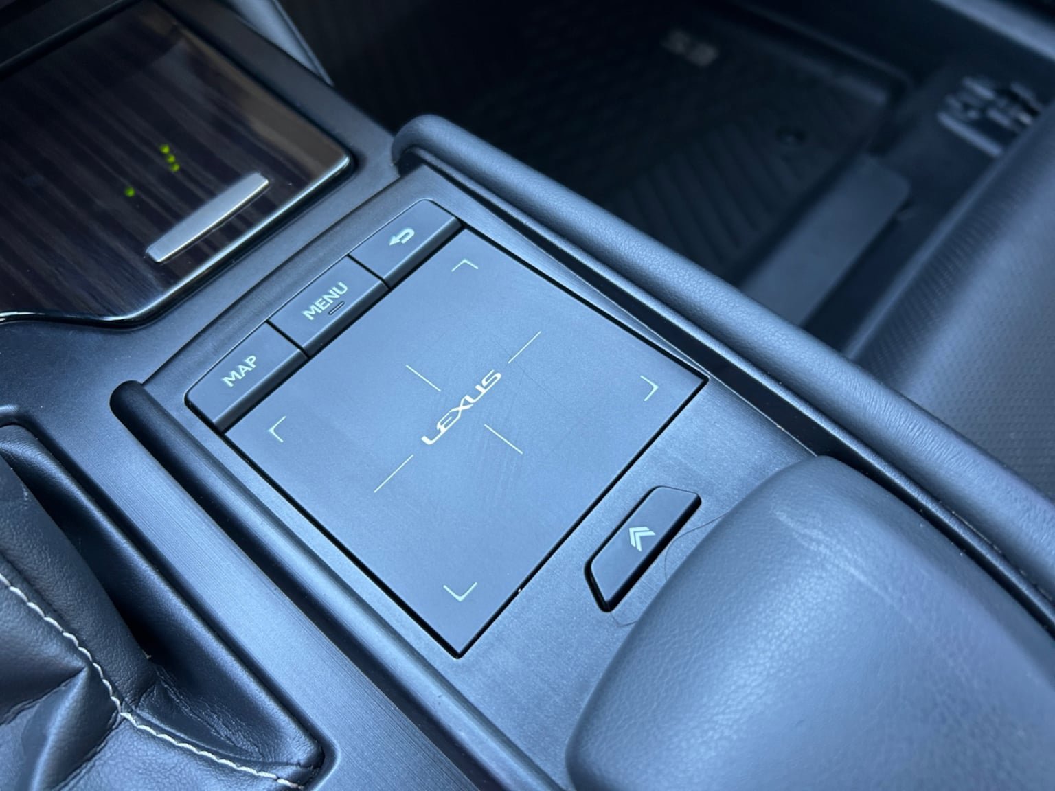 Used 2019 Lexus ES 300h FWD image 24