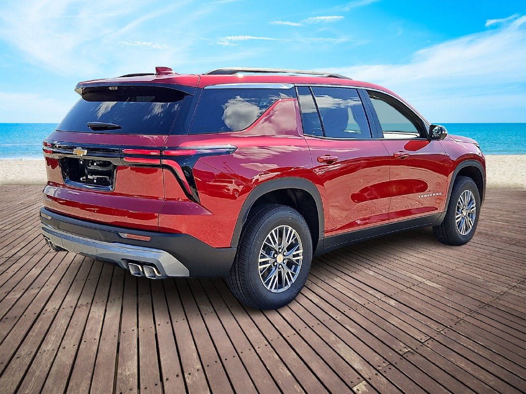 New 2027 Chevrolet Traverse LT w/ Driver Confidence Package FWD image 3