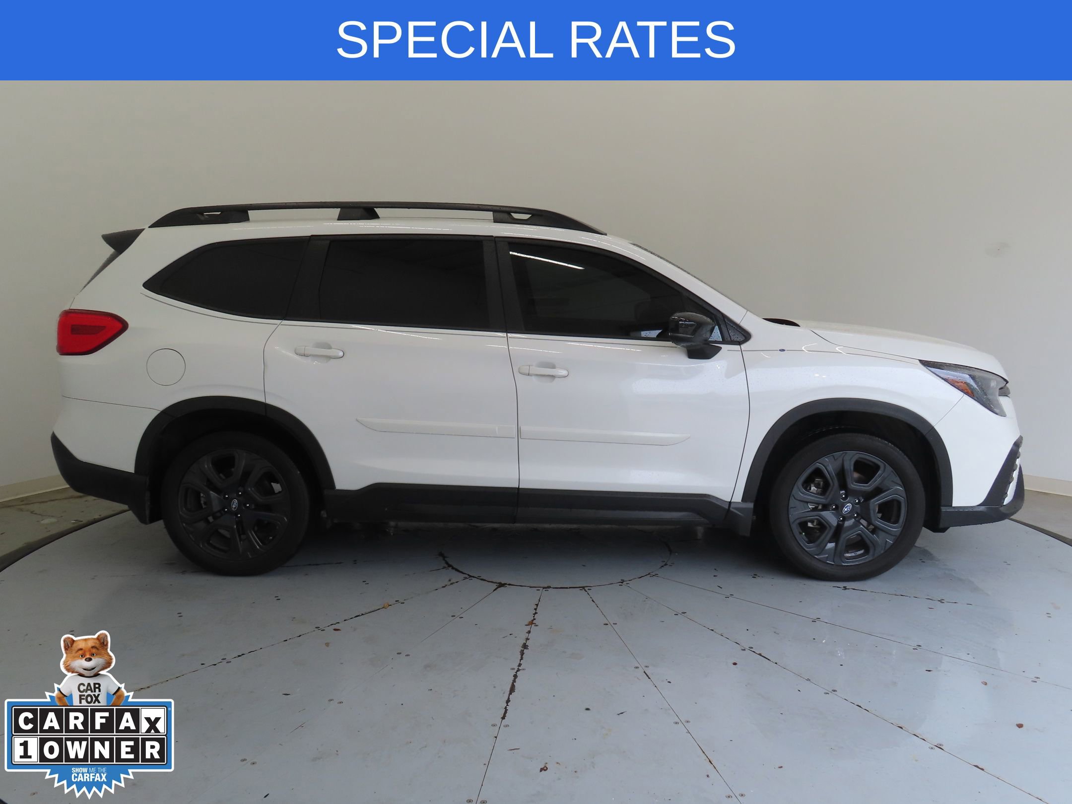 Used 2025 Subaru Ascent Onyx Edition image 2