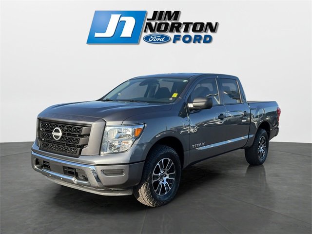 Used 2023 Nissan Titan SV image 7