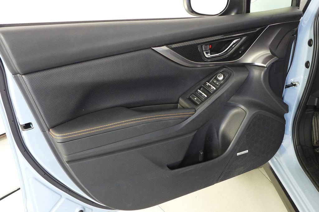 Used 2019 Subaru Crosstrek 2.0i Limited w/ Moonroof Package w/Navigation AWD/4WD image 11