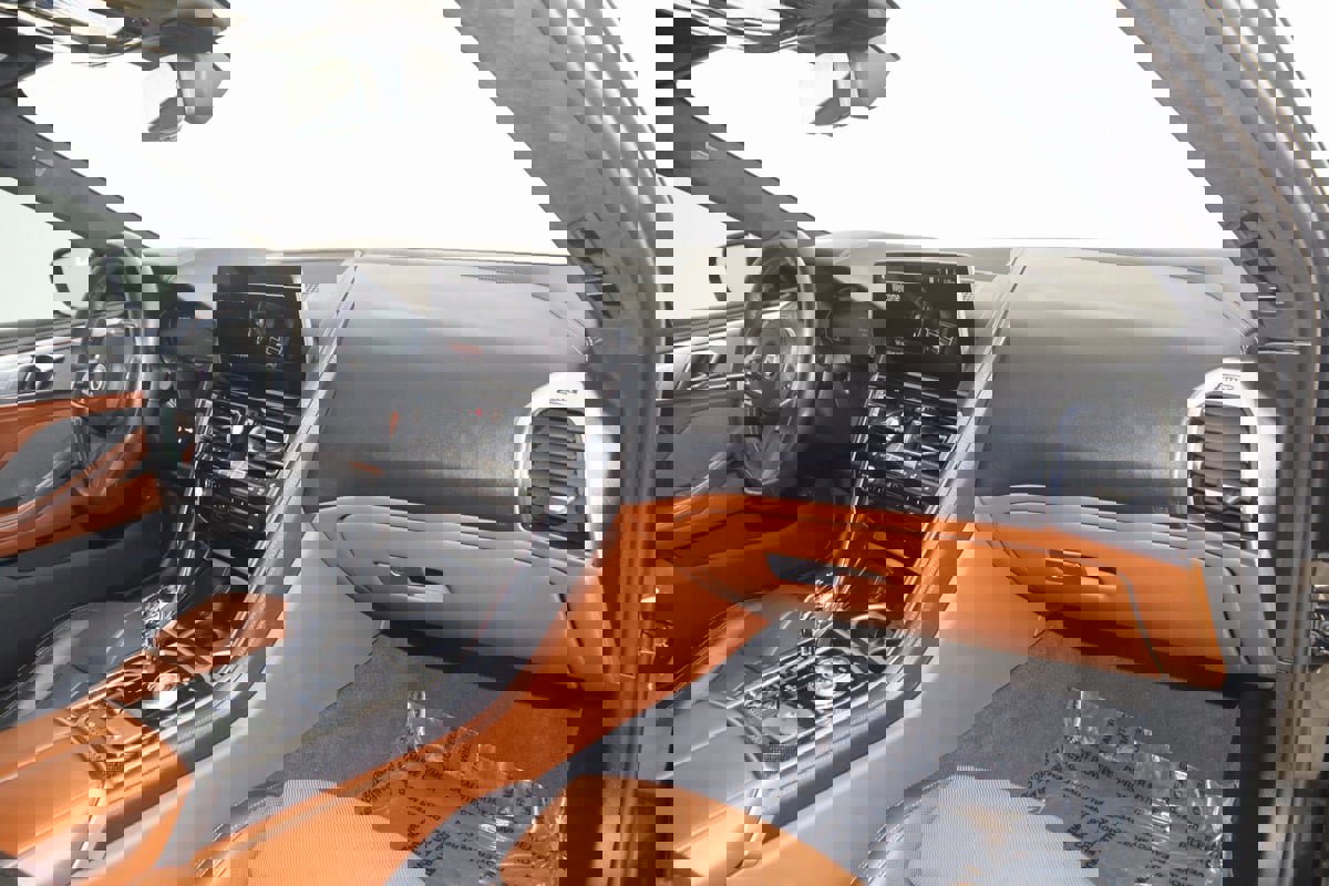 Used 2024 BMW ALPINA B8 xDrive Gran Coupe image 60