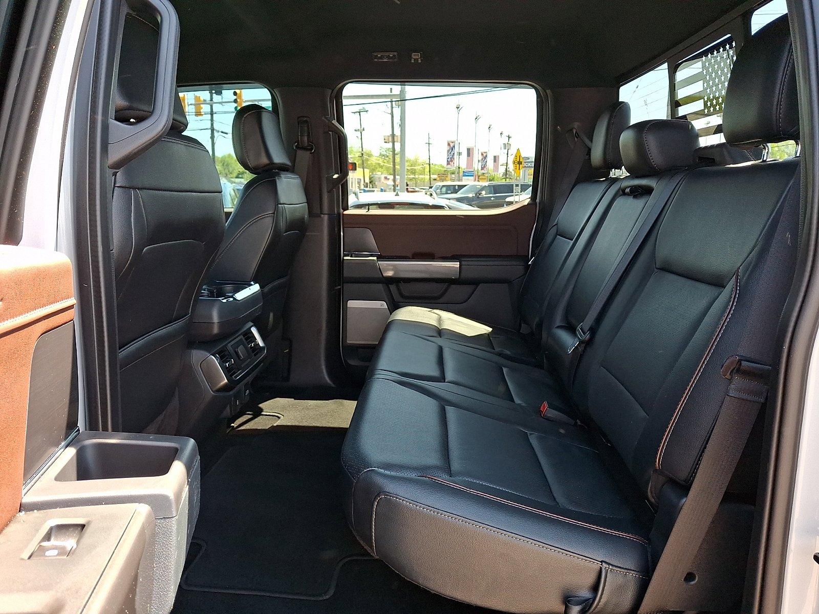 Certified 2022 Ford F150 Lariat AWD/4WD image 9