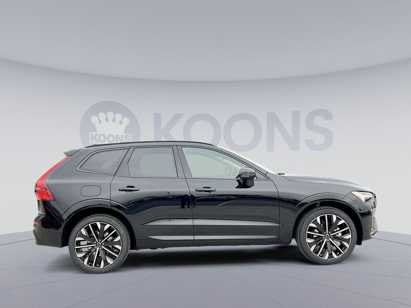New 2026 Volvo XC60 B5 Ultra w/ Protection Package Premier image 8