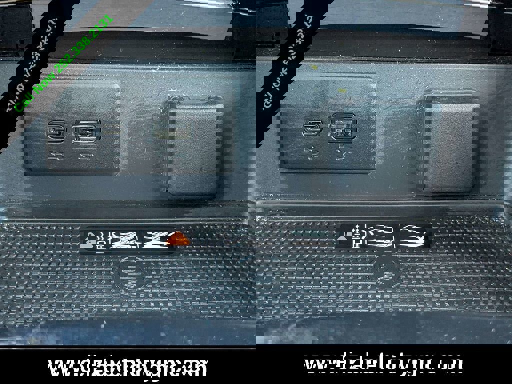 Used 2025 Buick Envision Sport Touring image 30