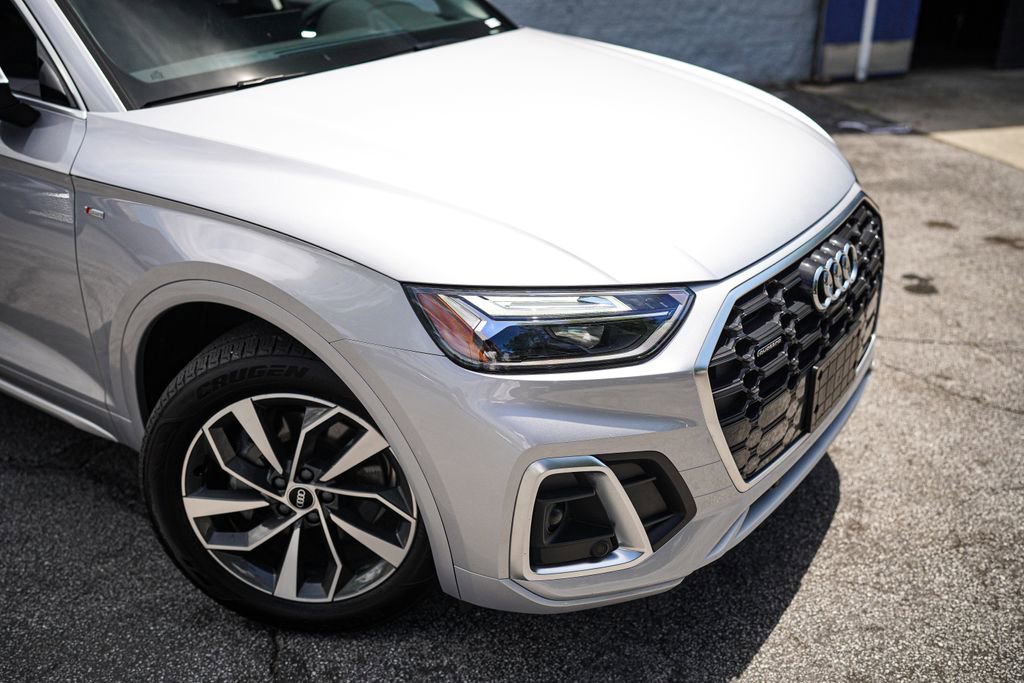Used 2023 Audi Q5 2.0T Premium Plus w/ Premium Plus Package AWD/4WD image 7