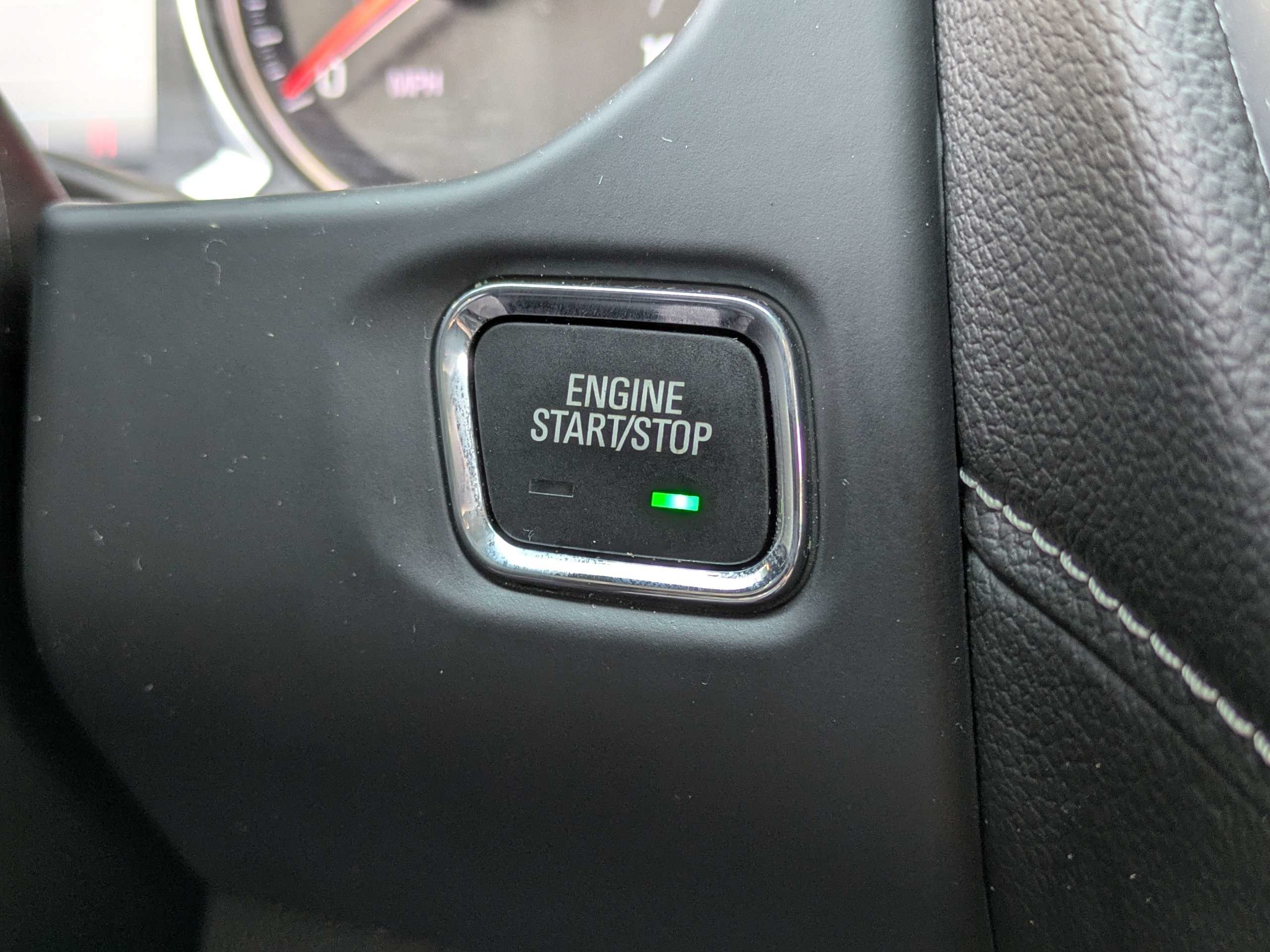 Used 2023 GMC Acadia SLE w/ Driver Convenience Package FWD image 28