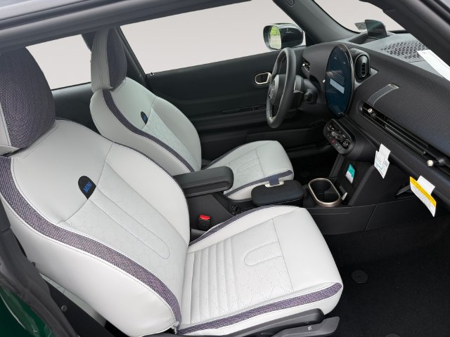 New 2027 MINI Cooper 2-Door Hardtop FWD image 15