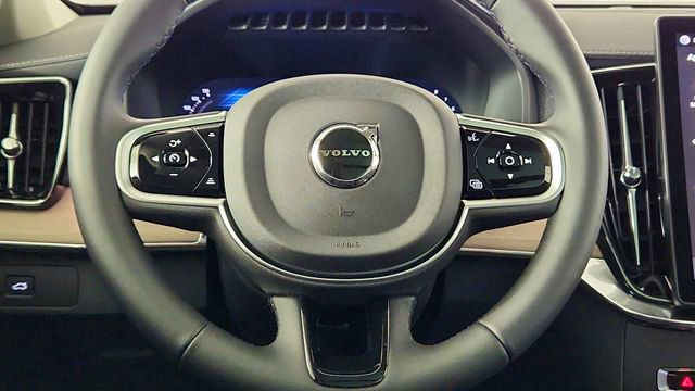 New 2026 Volvo XC90 B5 Plus w/ Protection Package AWD/4WD image 25