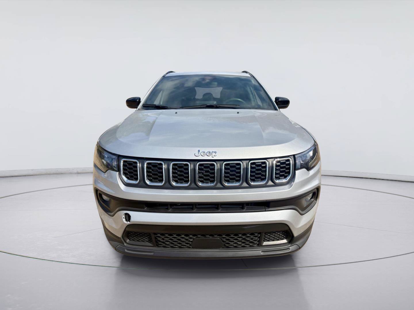 Used 2025 Jeep Compass Latitude AWD/4WD image 10
