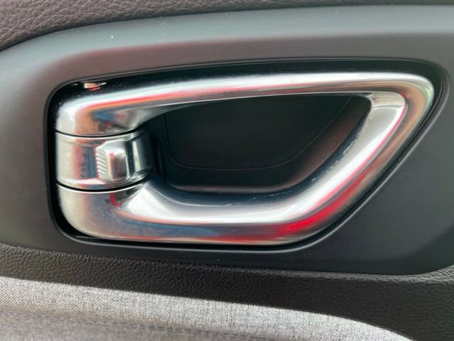 Used 2022 Jeep Compass Latitude image 10