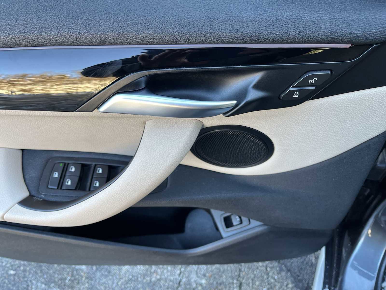 Used 2018 BMW X1 xDrive28i w/ Premium Package image 24