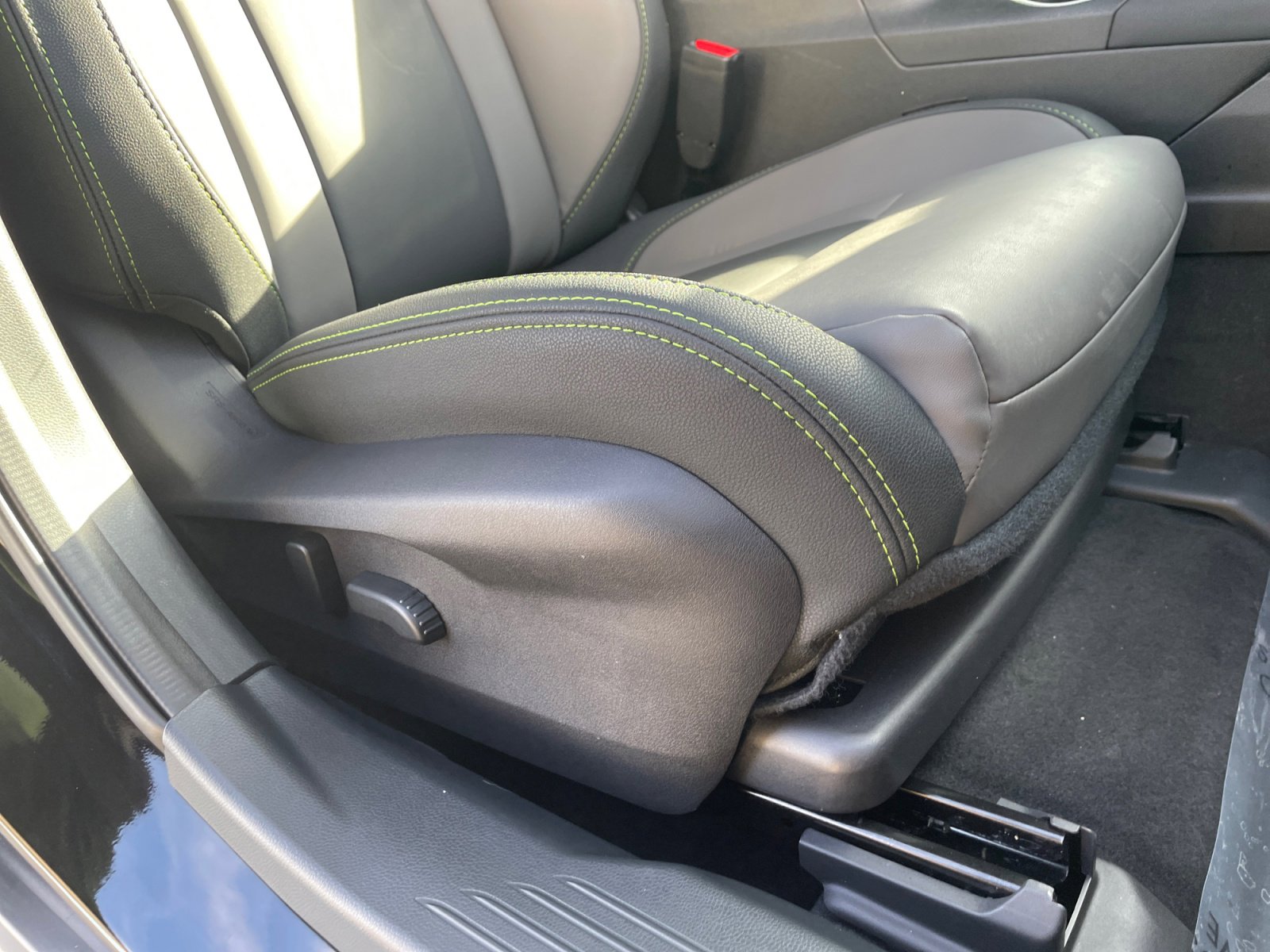 Certified 2025 Subaru Outback Onyx Edition XT image 30