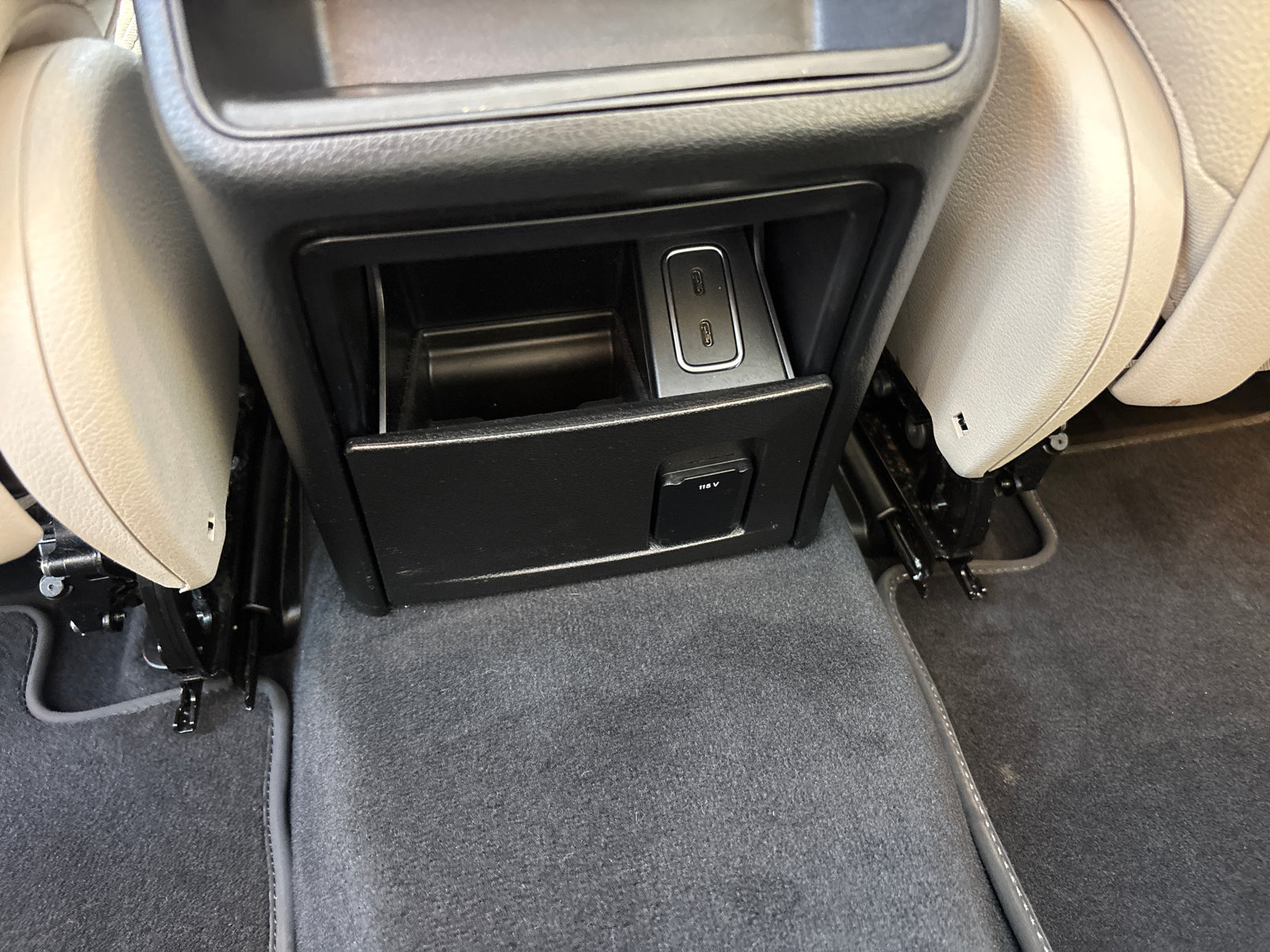 Used 2023 Mercedes-Benz GLE 450 4MATIC image 32
