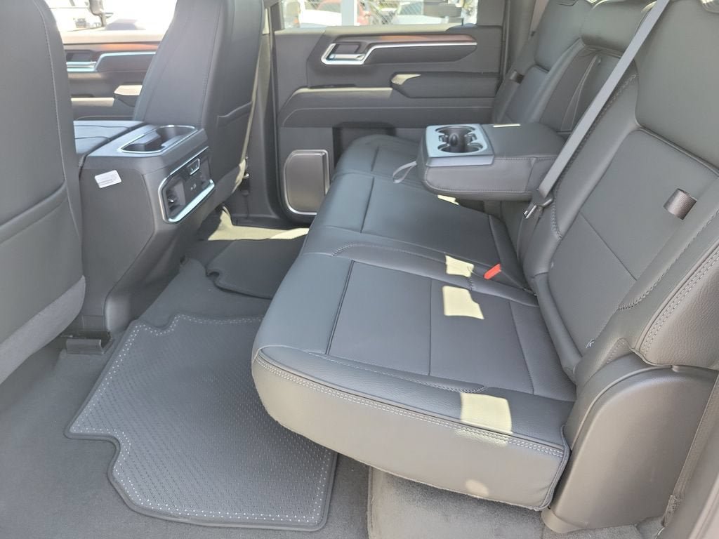 New 2026 GMC Sierra 2500 Denali w/ Denali Reserve Package AWD/4WD image 8