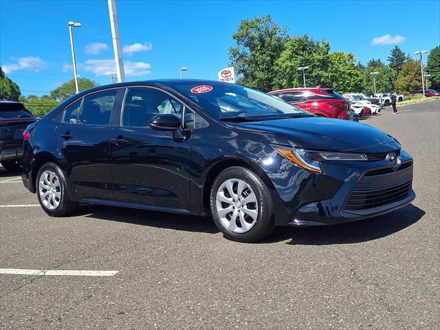 Certified 2026 Toyota Corolla LE FWD image 1