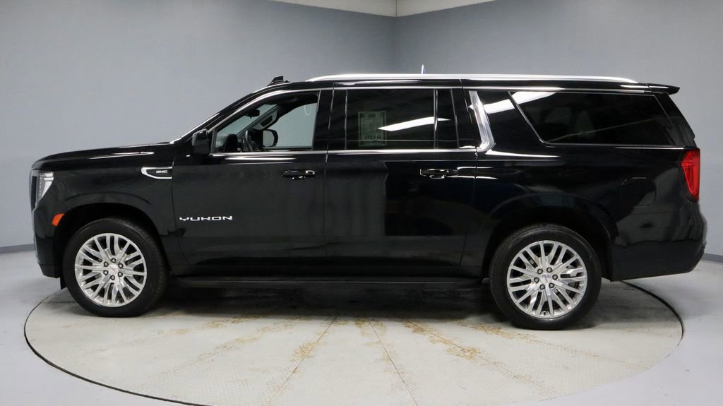 Used 2024 GMC Yukon XL SLE image 7