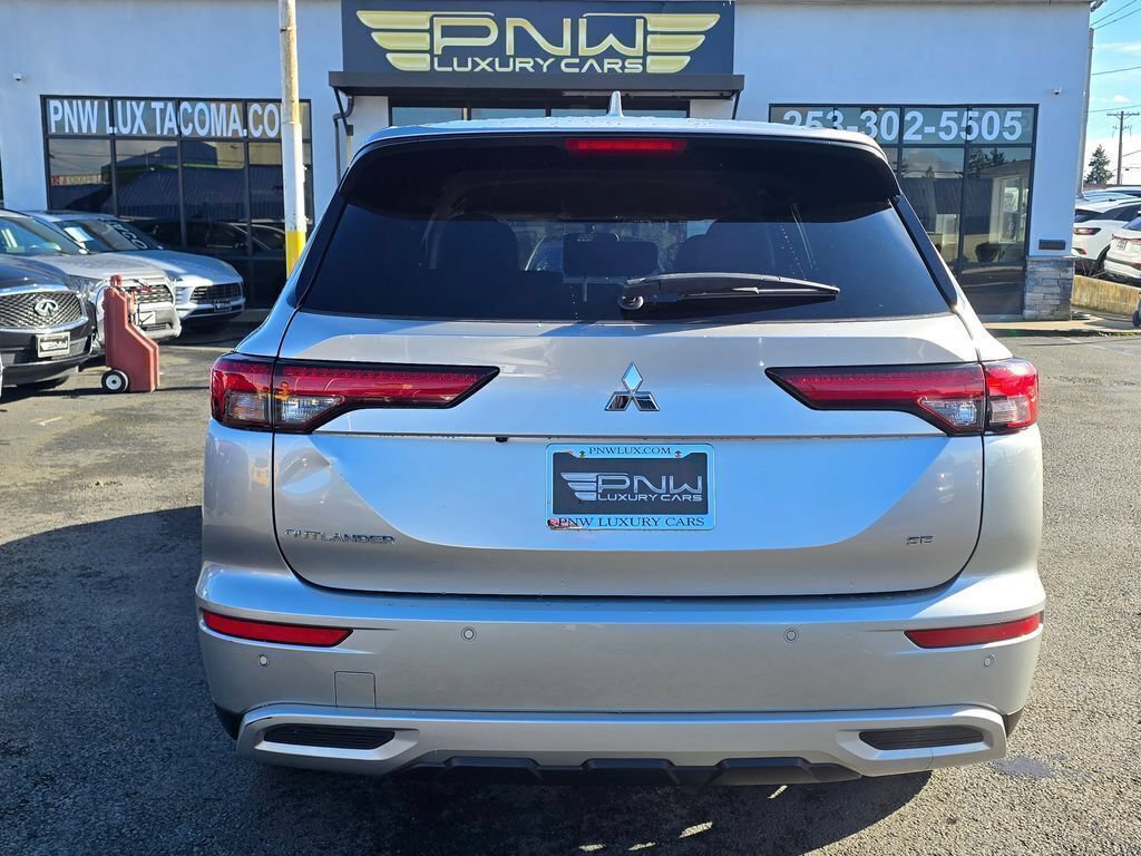 Used 2022 Mitsubishi Outlander SE AWD/4WD image 8