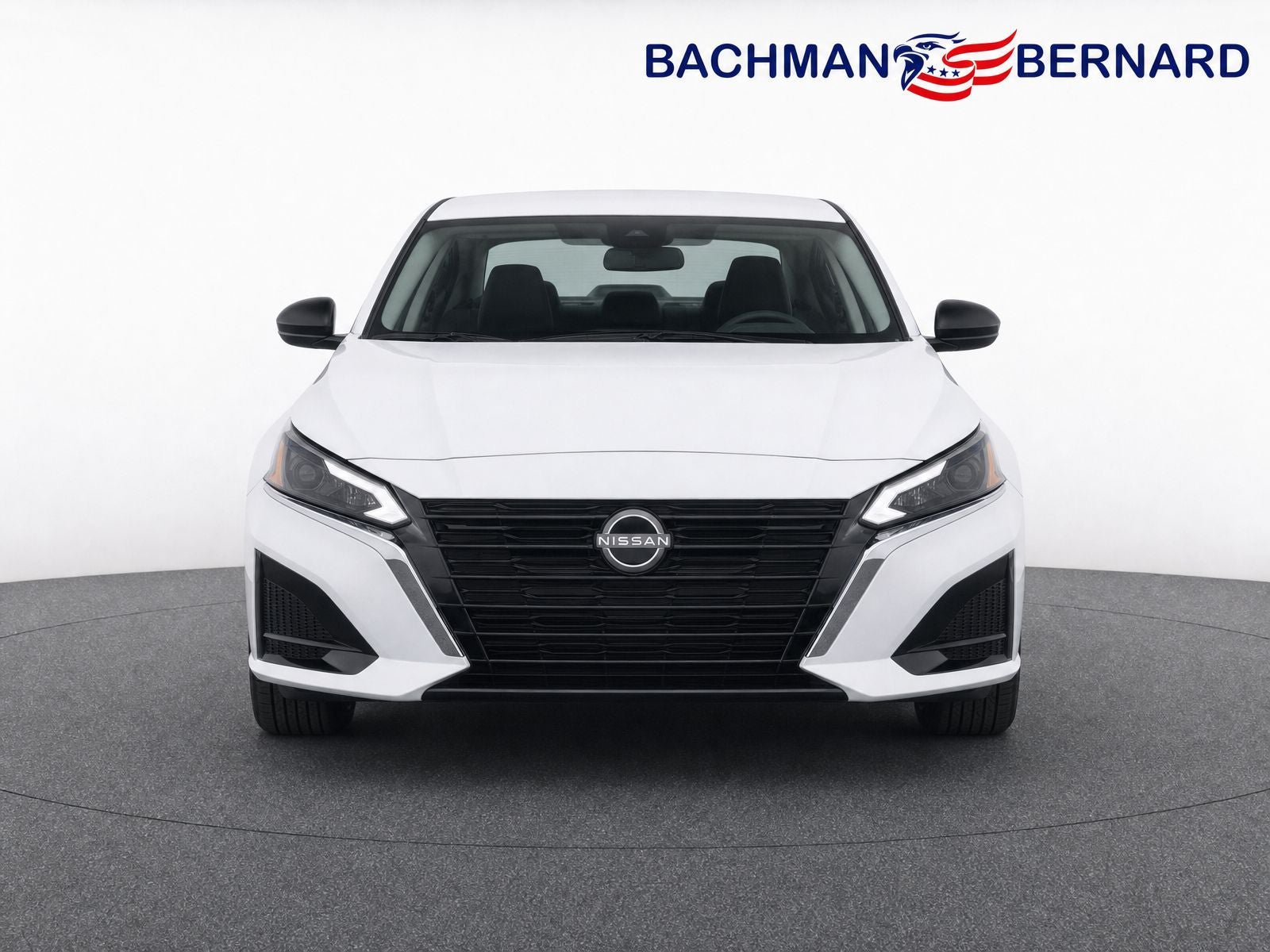 Used 2025 Nissan Altima 2.5 SV FWD image 2