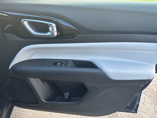 New 2026 Jeep Compass Limited AWD/4WD image 13