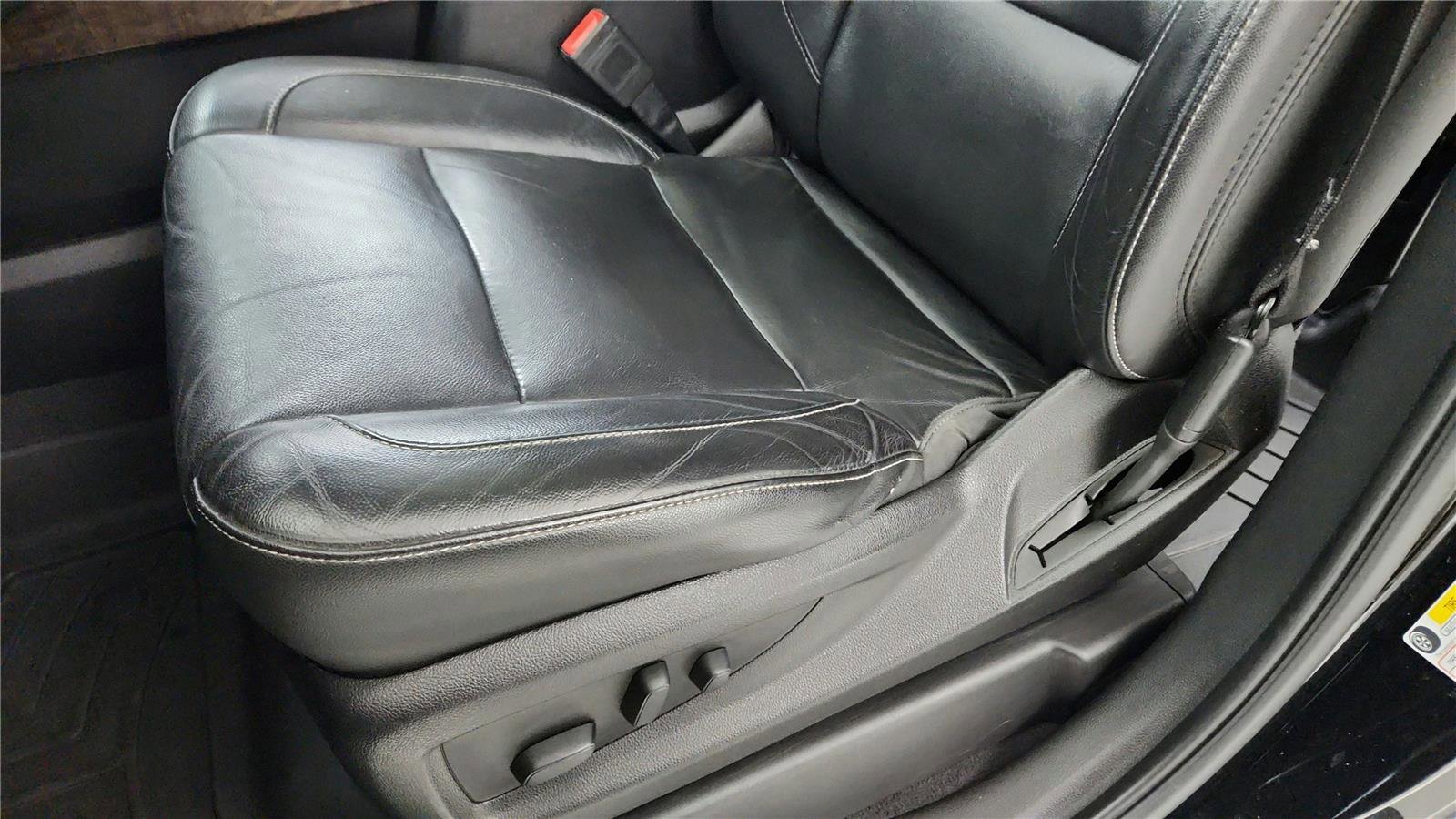 Used 2020 Chevrolet Tahoe LT image 30