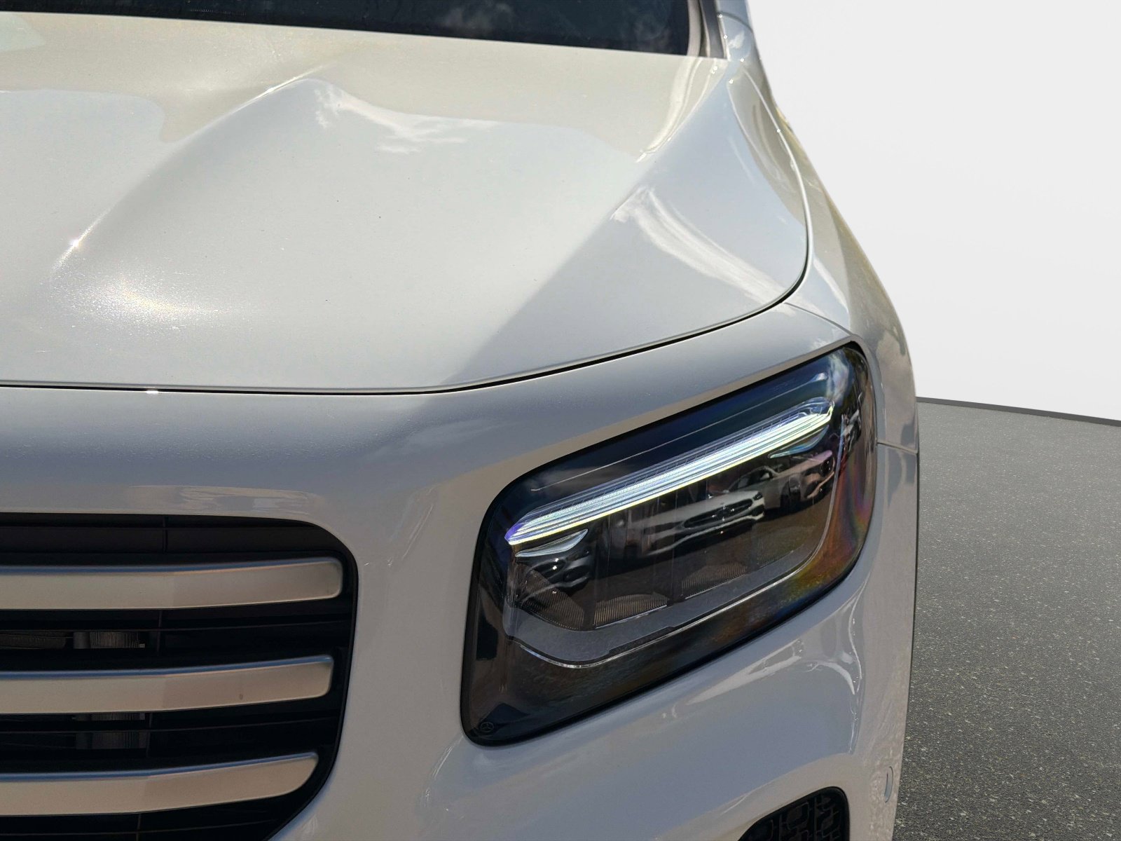 New 2026 Mercedes-Benz GLB 250 image 9