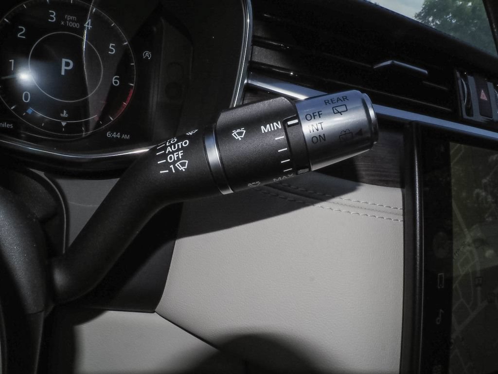 Used 2021 Jaguar F-PACE S AWD/4WD image 32