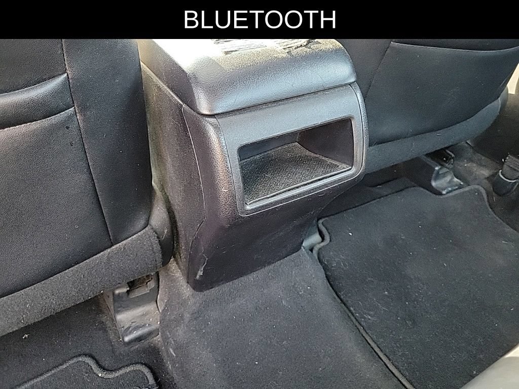 Used 2015 Toyota Camry SE w/ Moonroof Package FWD image 9