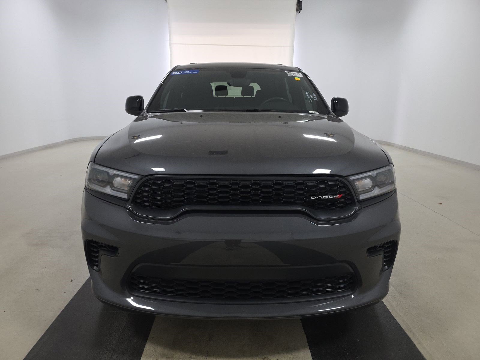 Used 2023 Dodge Durango GT w/ Blacktop Package AWD/4WD image 2