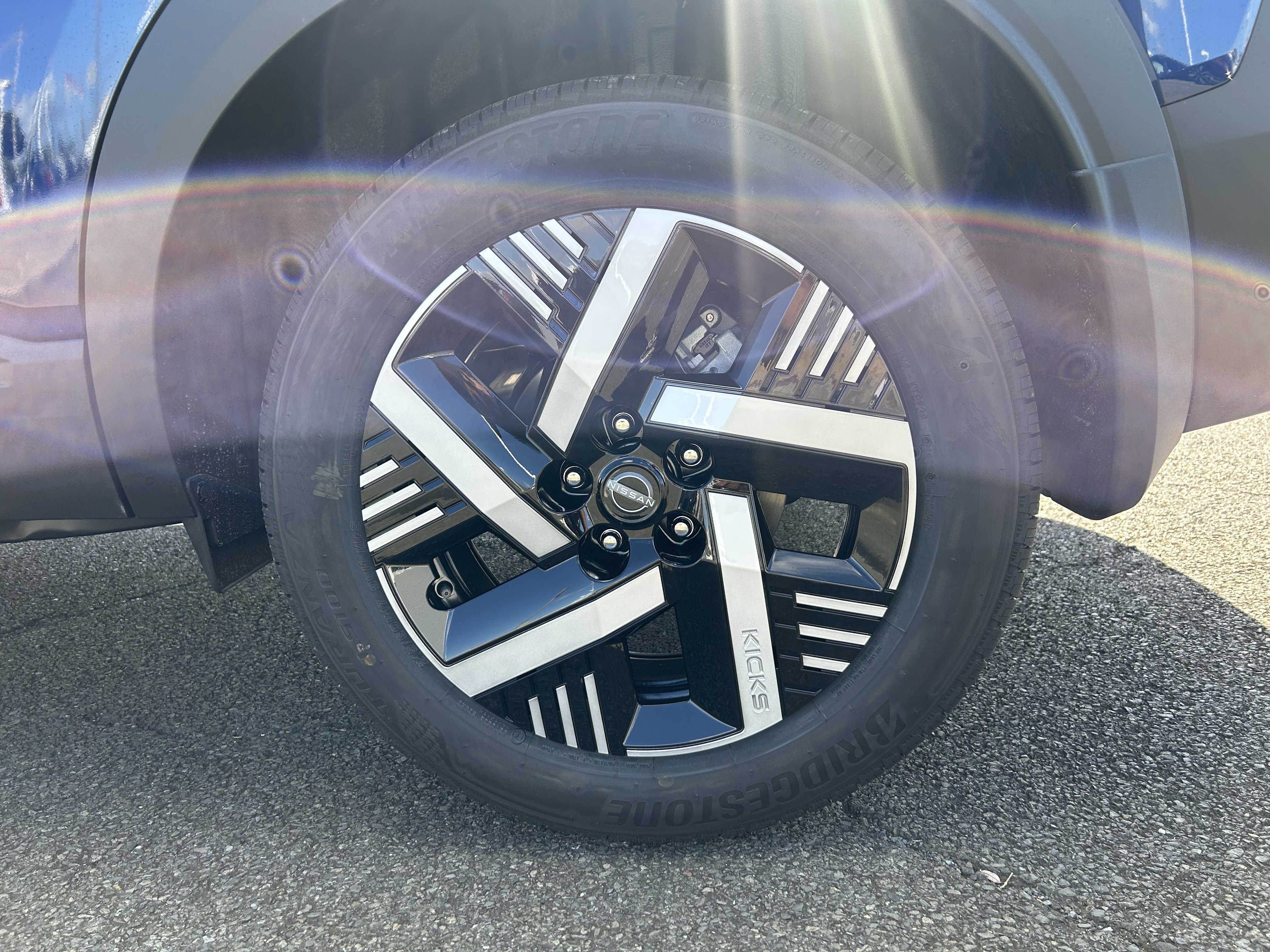 New 2026 Nissan Kicks SV image 5