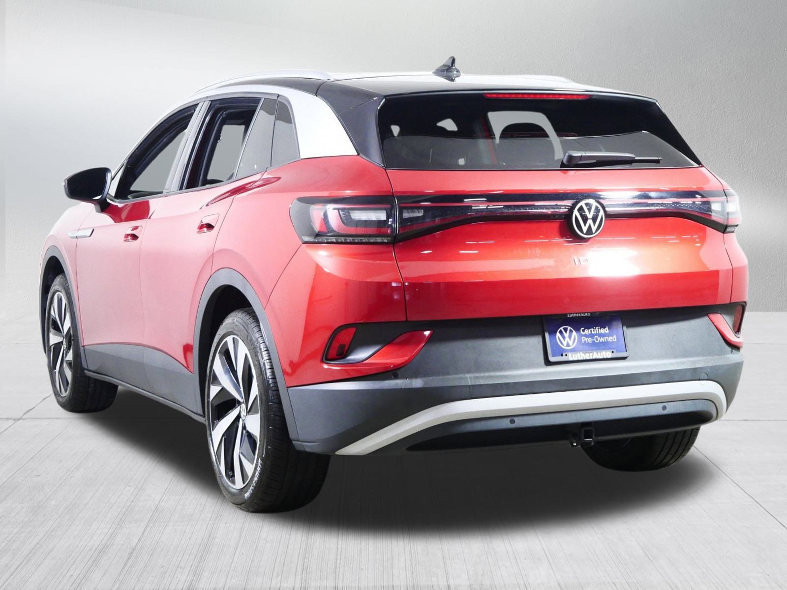 Certified 2021 Volkswagen ID.4 Pro S w/ Gradient Package image 5