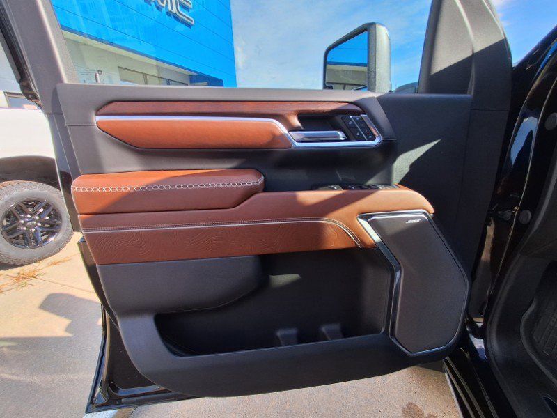 New 2025 GMC Sierra 2500 Denali Ultimate w/ LPO, GMC Protection Package image 9