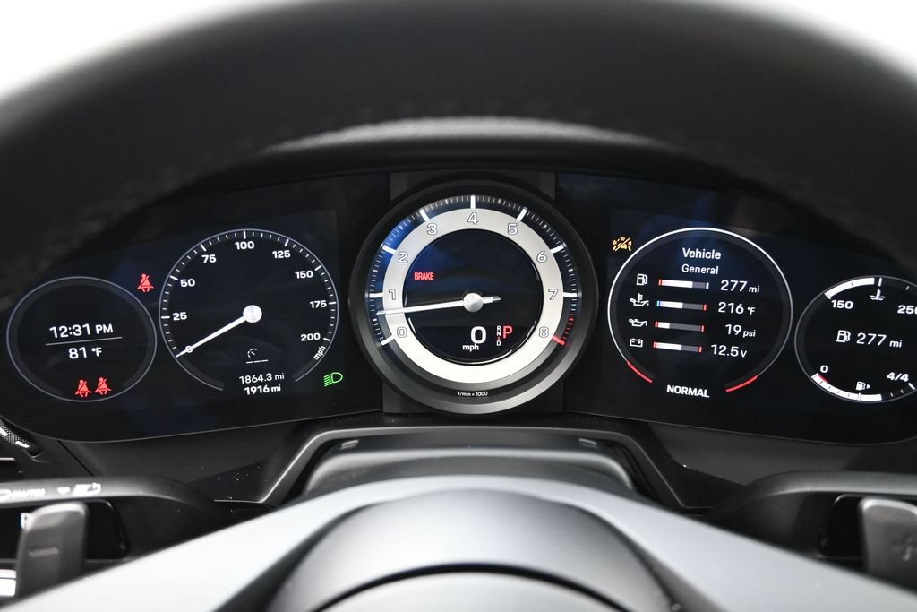 Certified 2024 Porsche 911 Carrera RWD image 8