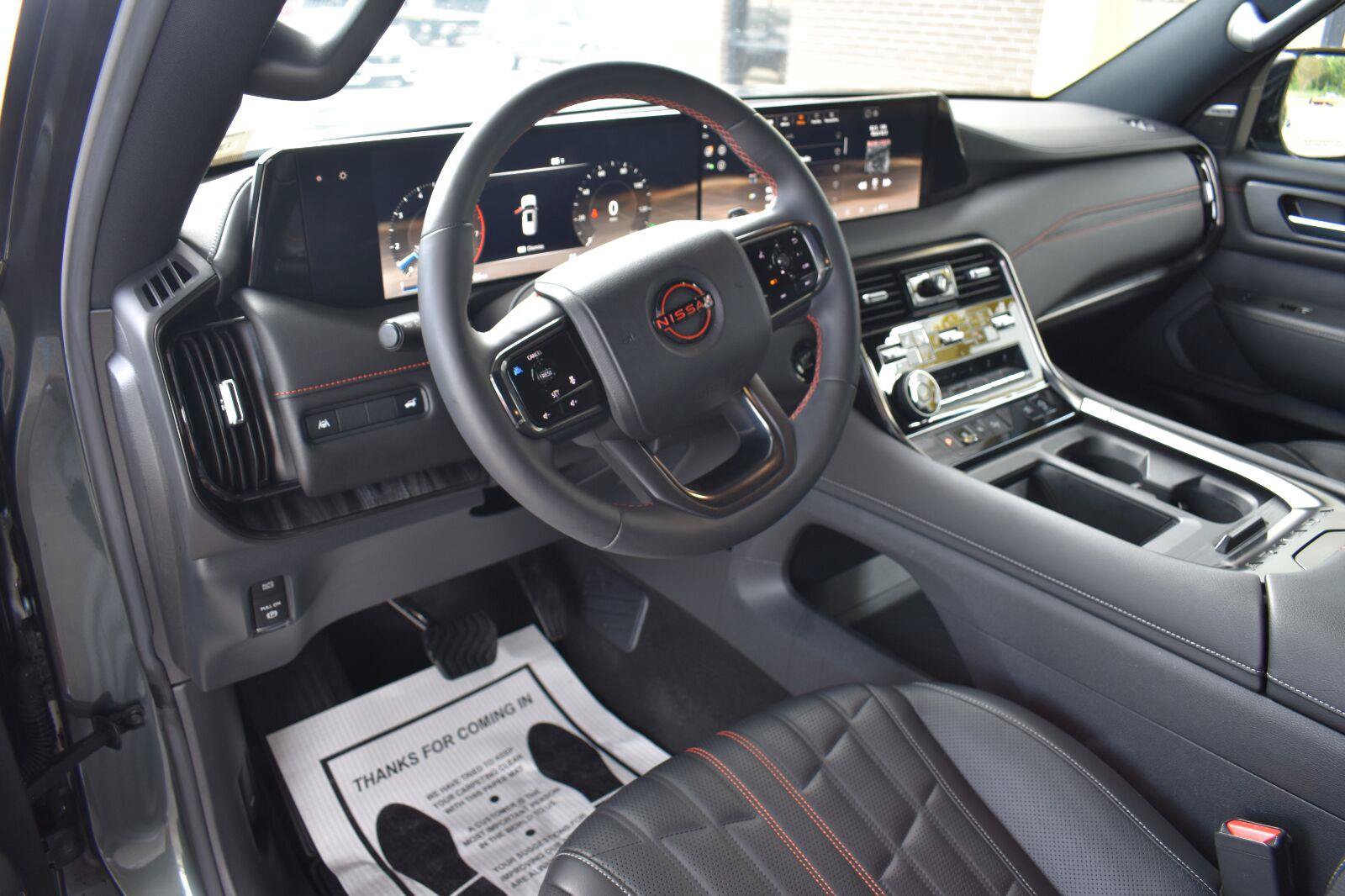 Certified 2025 Nissan Armada PRO-4X AWD/4WD image 31